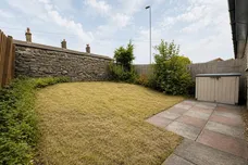 Lodge Gate Close, Denholme, BRADFORD