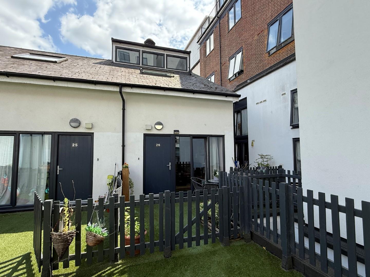 9 Derngate, Northampton Image 1