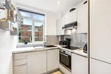 Pembroke Road Kensington W8 photo 2