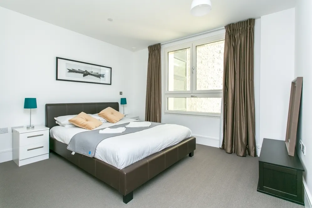 St. Luke's Avenue London SW4 photo 2