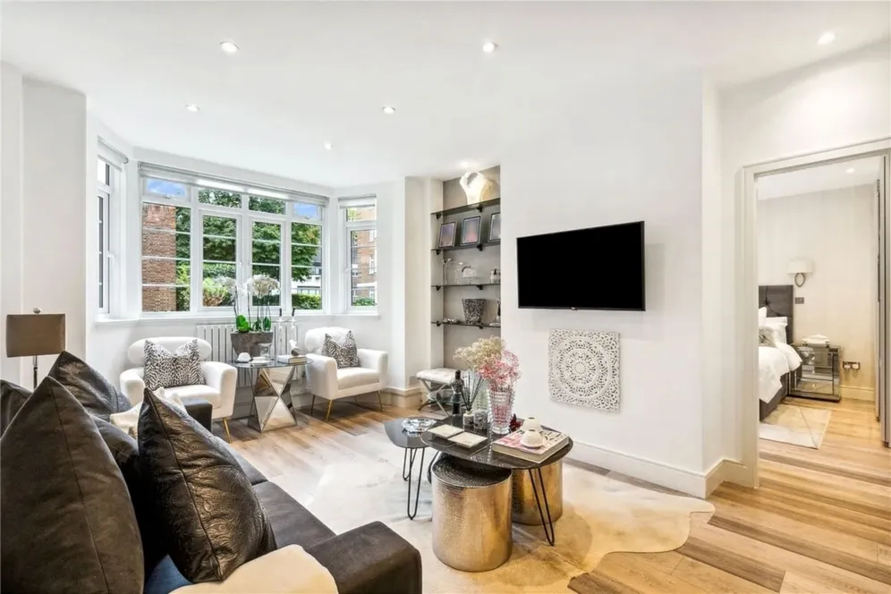 Pembroke Road Kensington W8 photo 8