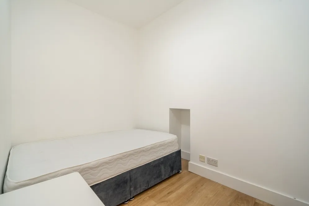 Russell Road London W14 photo 7