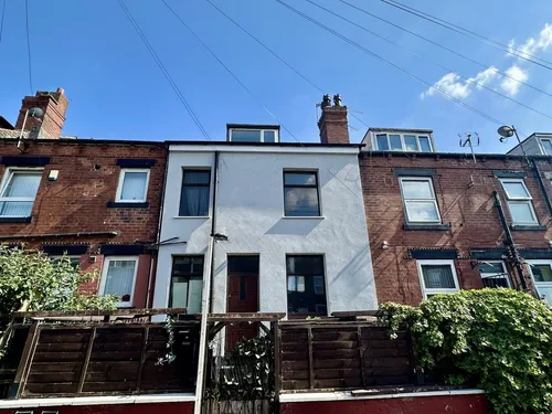 Strathmore Avenue, LEEDSphoto