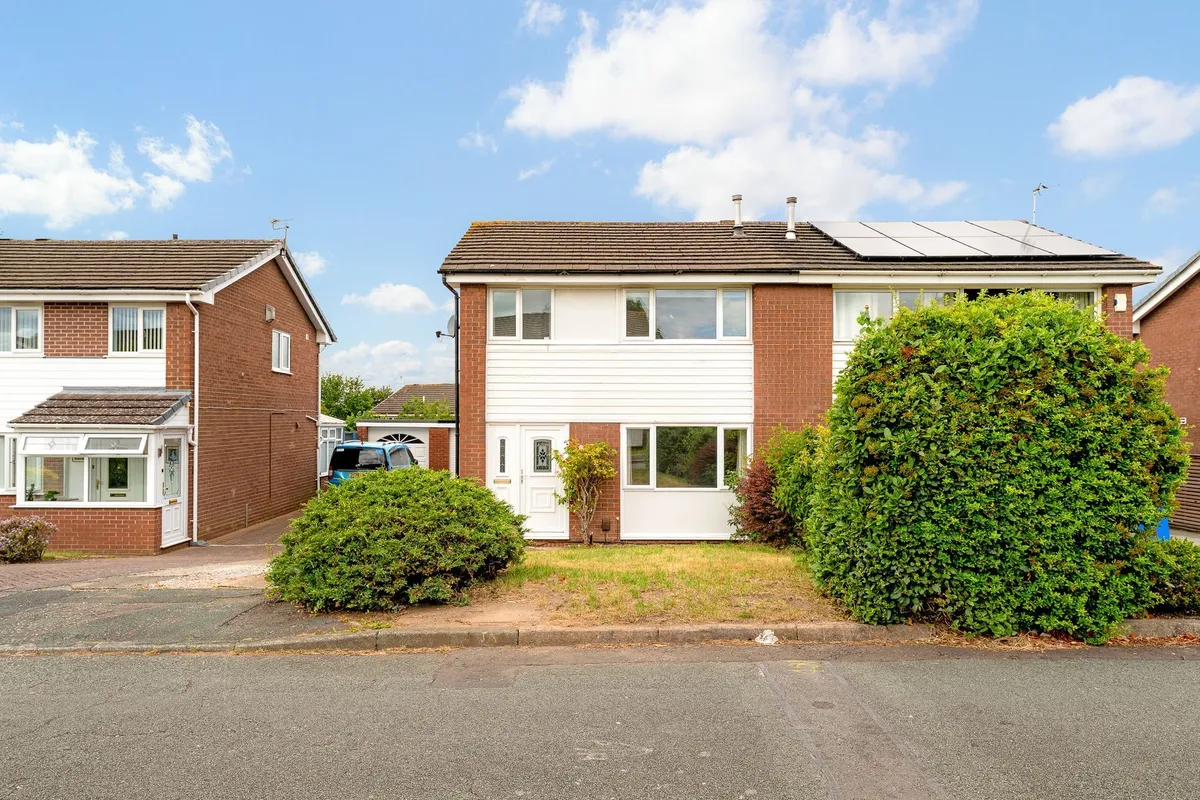 Braithwaite Close, Beechwood, WA7