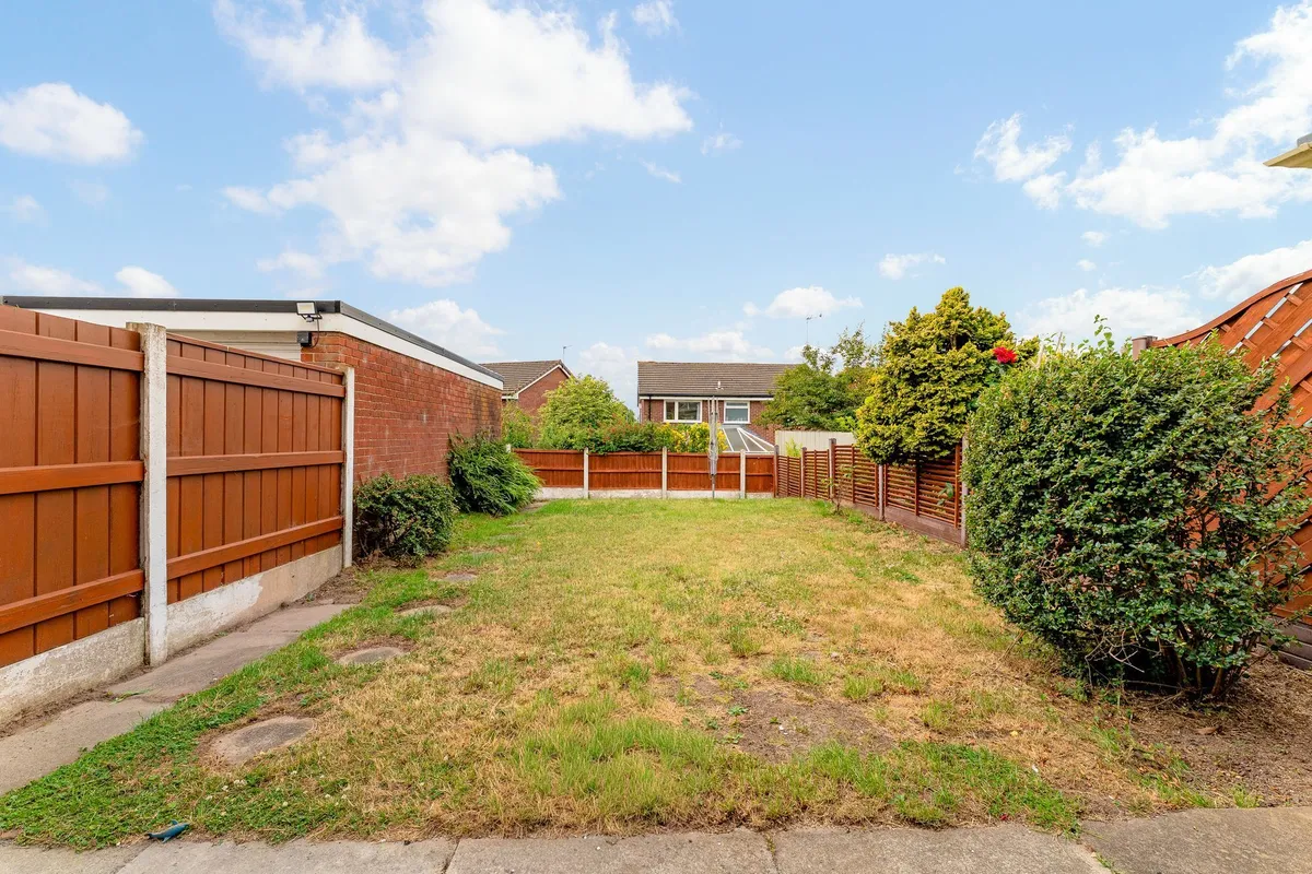 Braithwaite Close, Beechwood, WA7