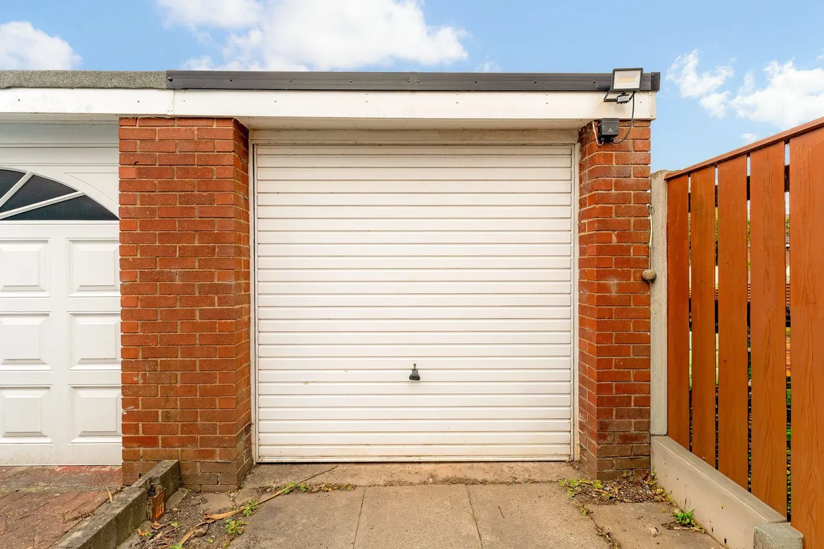 Braithwaite Close, Beechwood, WA7