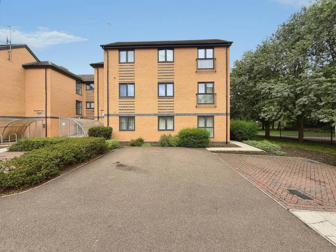 Property photo 1