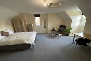 Main property image