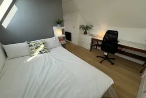 Main property image