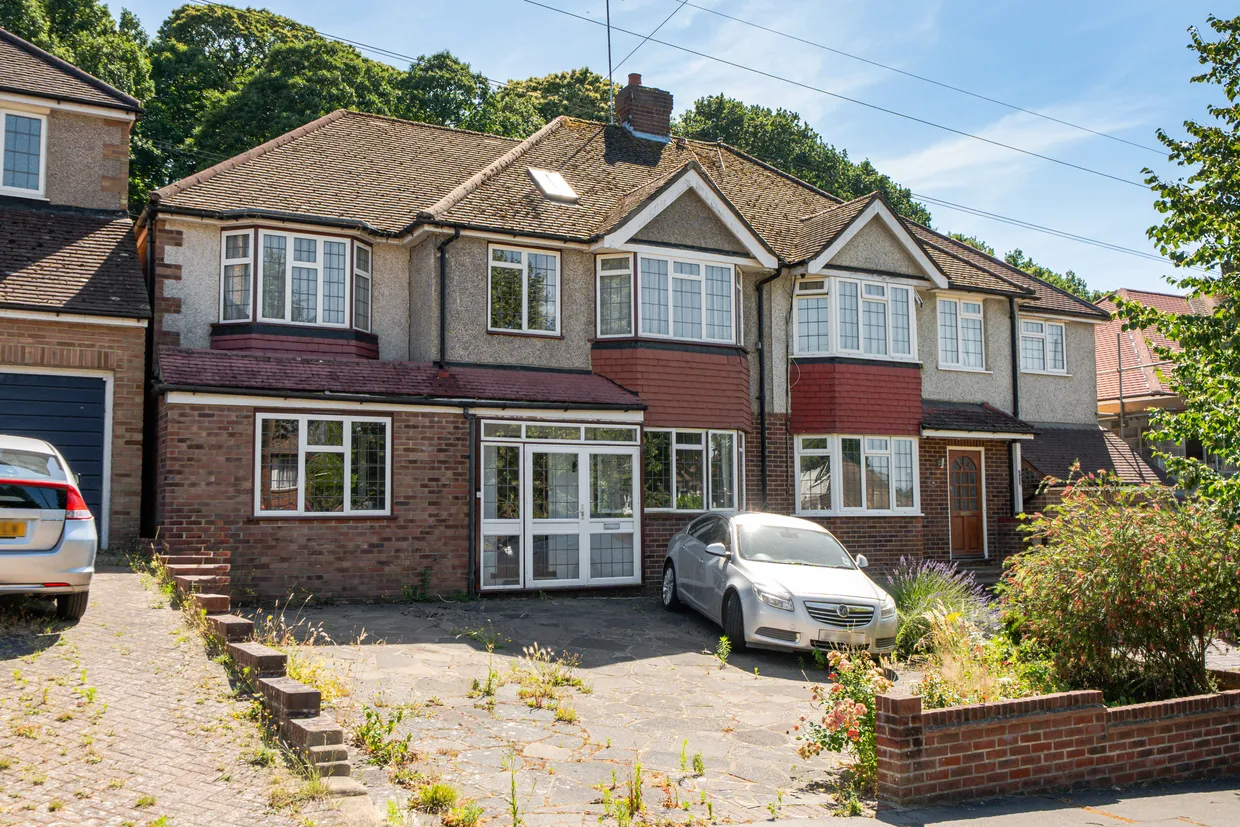 Croham Valley Road, South Croydon, CR2 photo 1