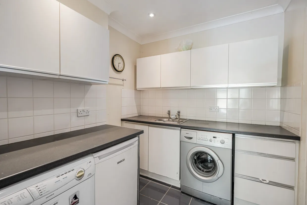 Croham Valley Road, South Croydon, CR2 photo 15