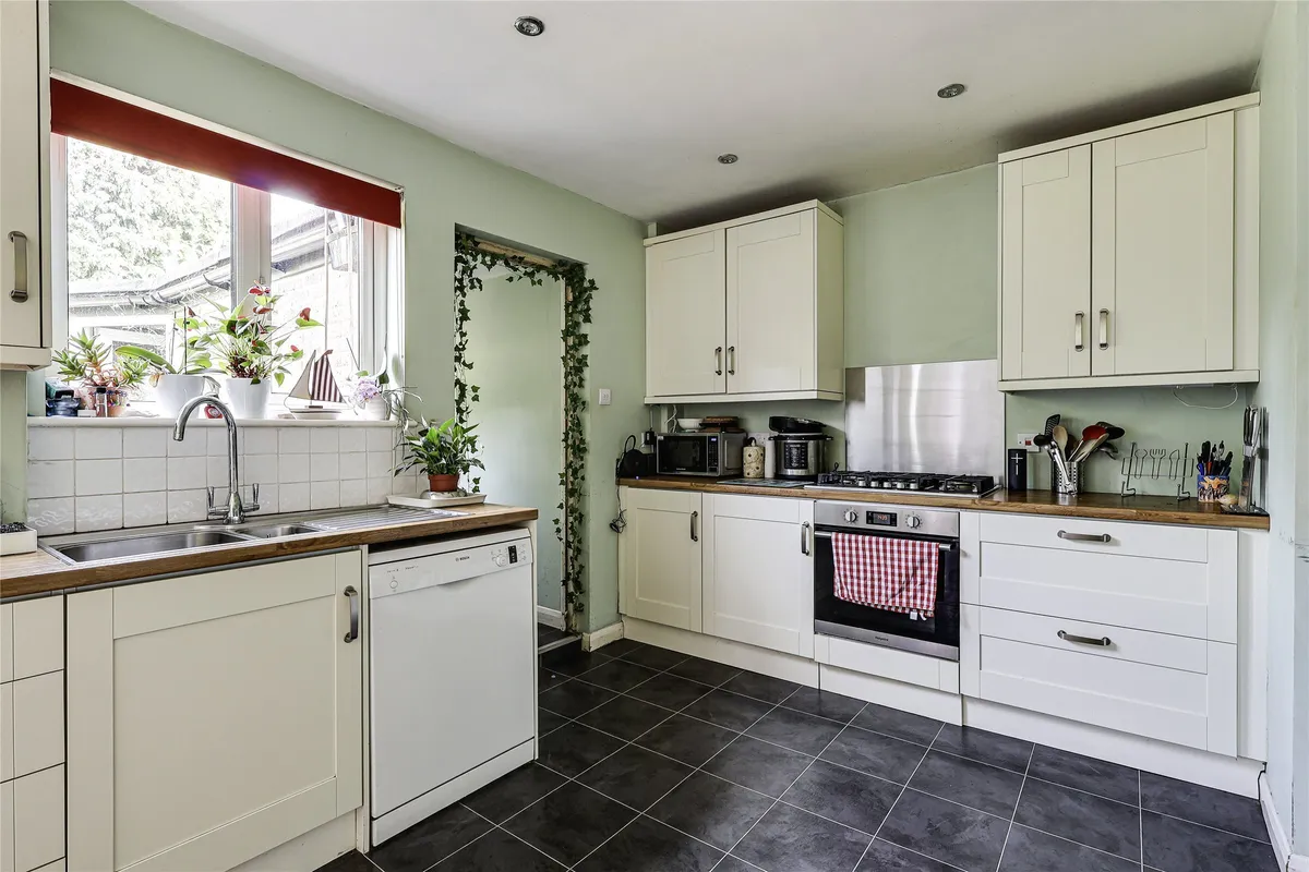 Ridlands Rise, Oxted, Surrey, RH8
