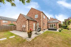 Willoughby Gardens, Grantham