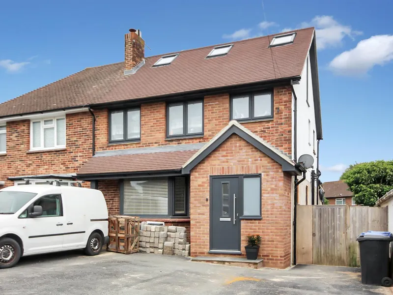 Property thumbnail 2 out of 3