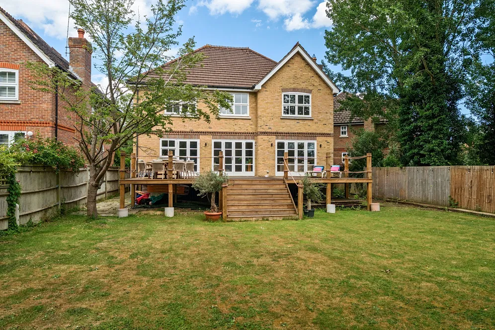 Ray Mill Road East, Maidenhead, SL6 photo 7