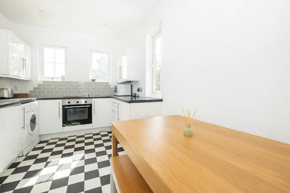 Merton Road, London, SW18