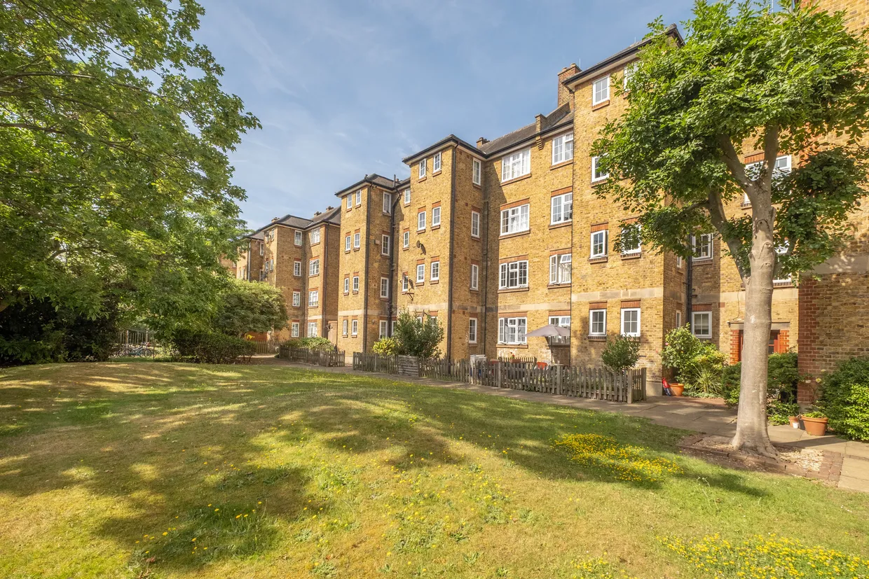 Merton Road, London, SW18 photo 6