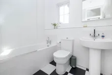 Merton Road, London, SW18 photo 8