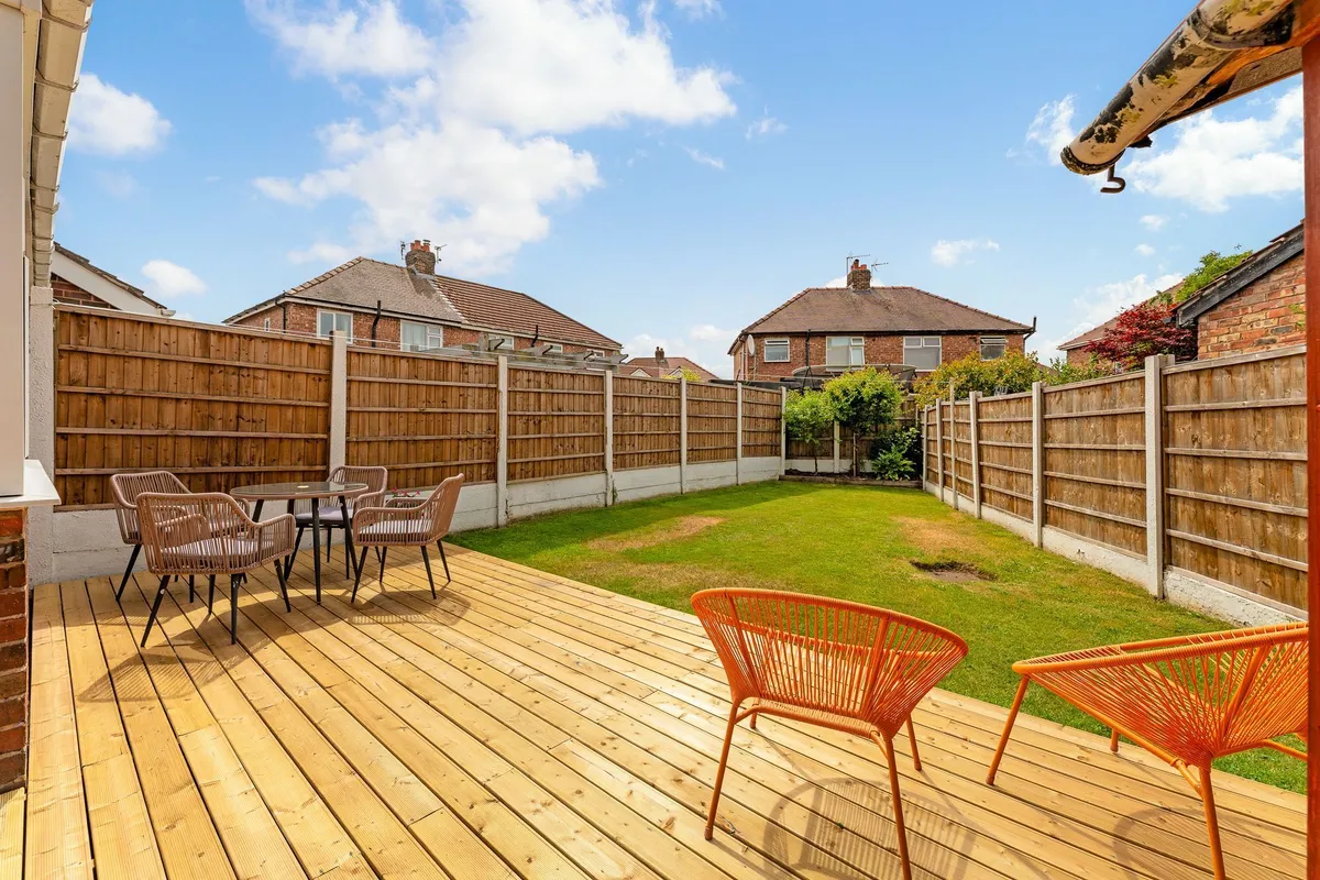 Smith Crescent, Warrington, WA2
