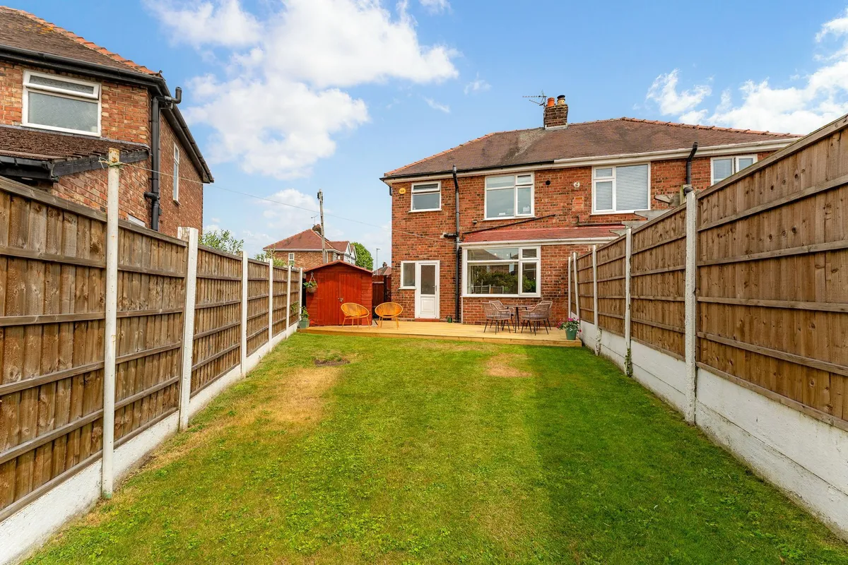 Smith Crescent, Warrington, WA2