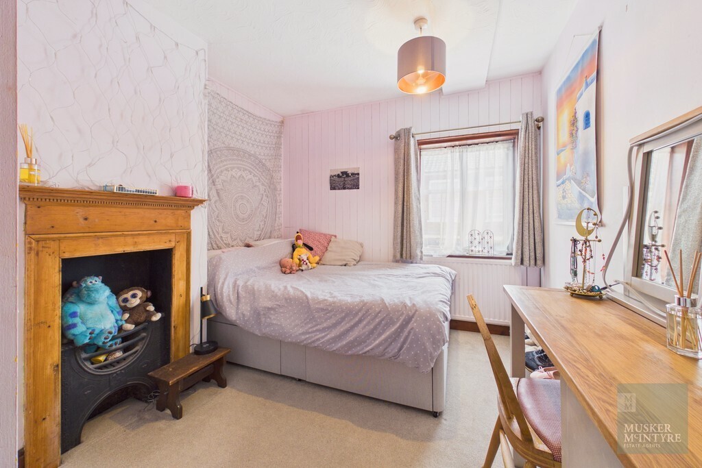 Bridge Street, Loddon Image 11