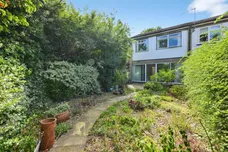 Cedar Green, Hoddesdon