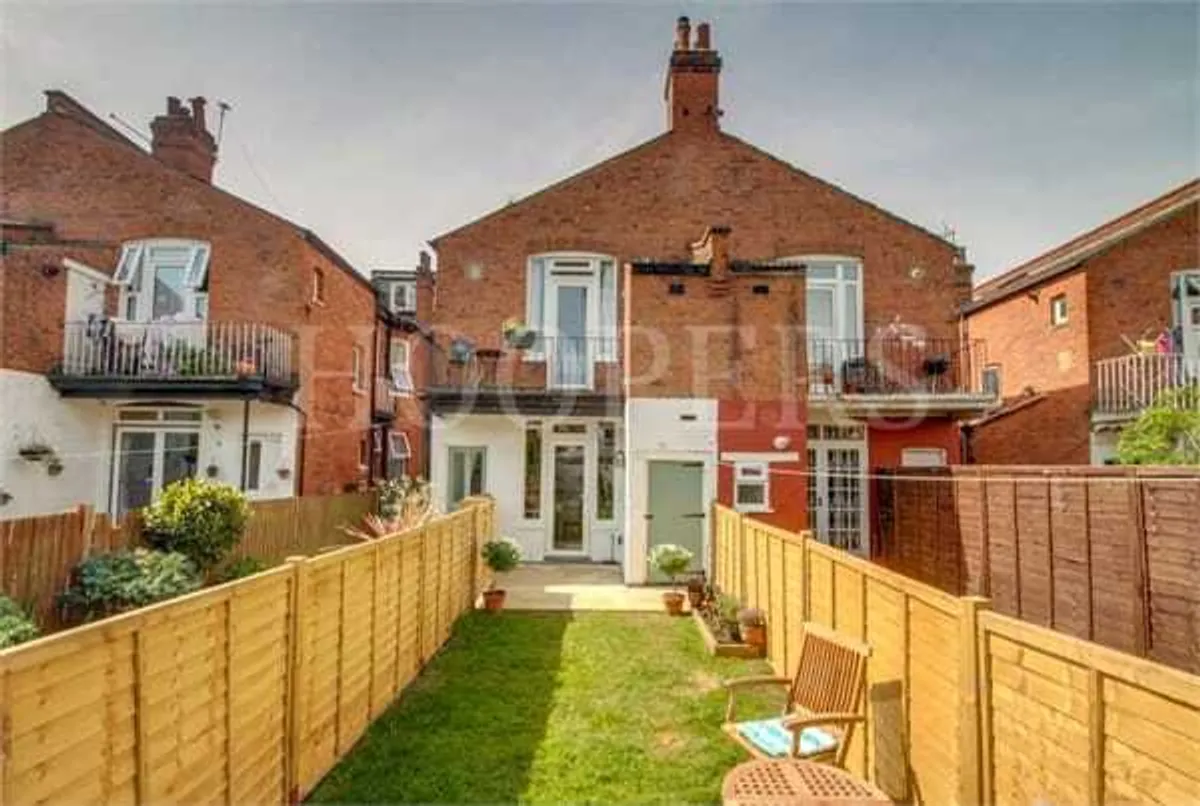 Mora Road, London, NW2