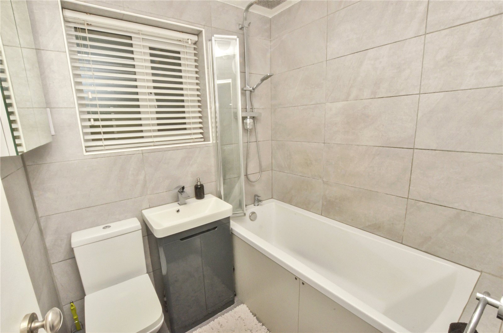 Bay Close, Three Legged Cross, Wimborne, Dorset, BH21 Image 13