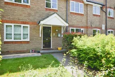 Hilda Wharf, Aylesbury