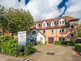 Friern Watch Avenue, LONDON photo
