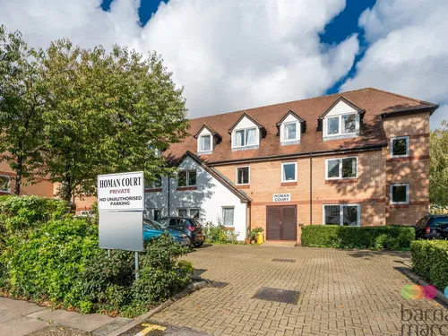Friern Watch Avenue, LONDONphoto