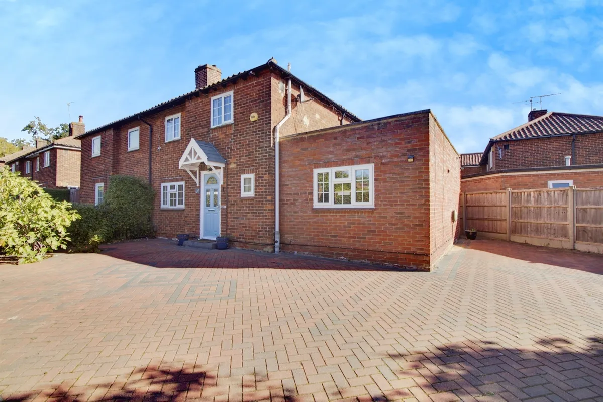 Ludwick Way, Welwyn Garden City
