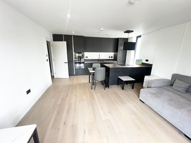 Davotti Apartments, 351a Rotherhithe Street, London, SE16 5LJ Image 8