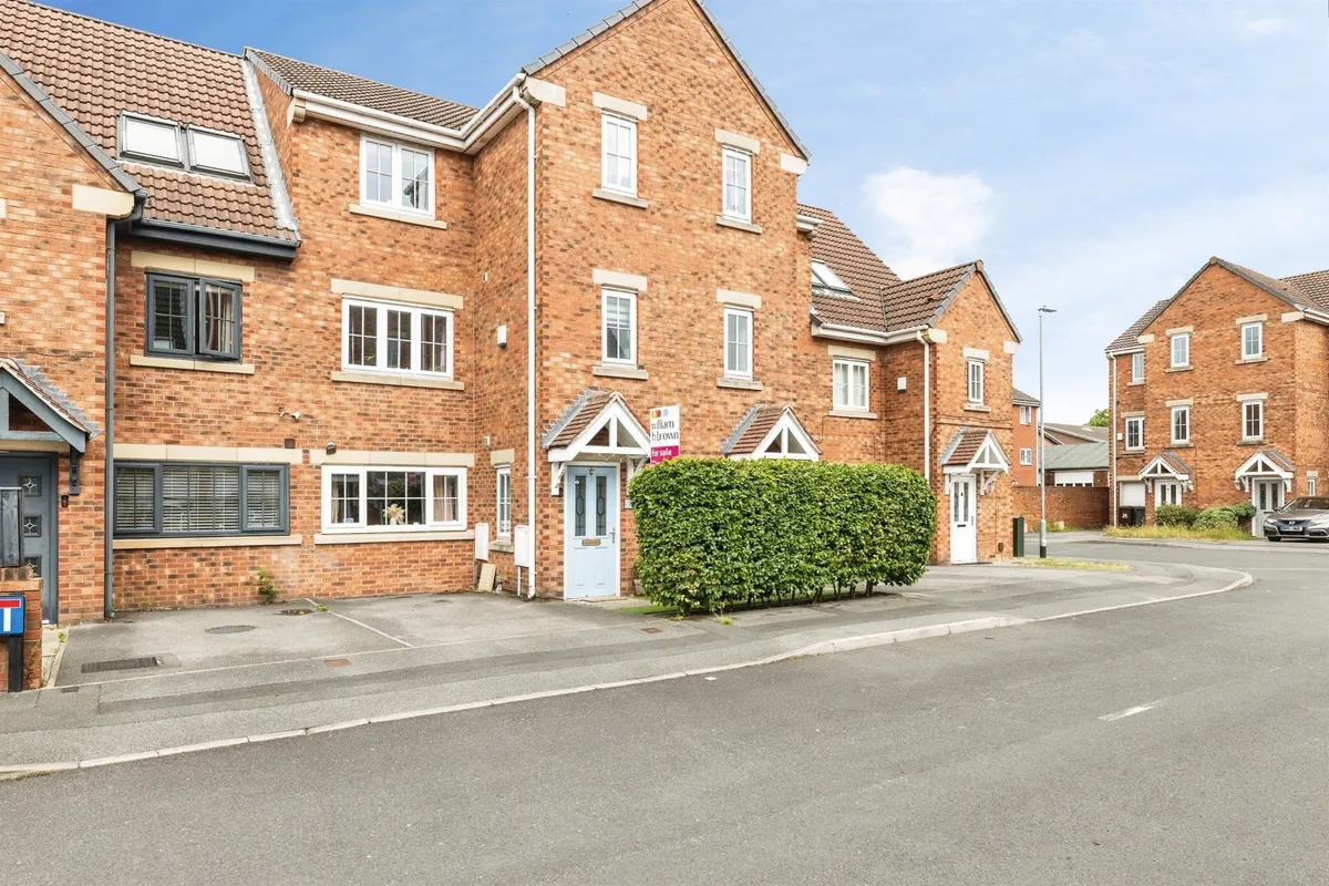 Parkfield Court, Morley, LEEDS