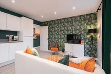 Flat 1, Wellington Boulevard, 4, .