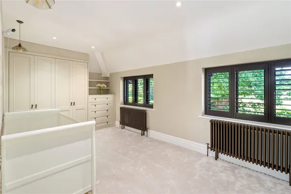 Hollin Lane, Styal, SK9 photo 24