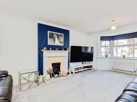 Wilkie Close, KETTERING thumb 3