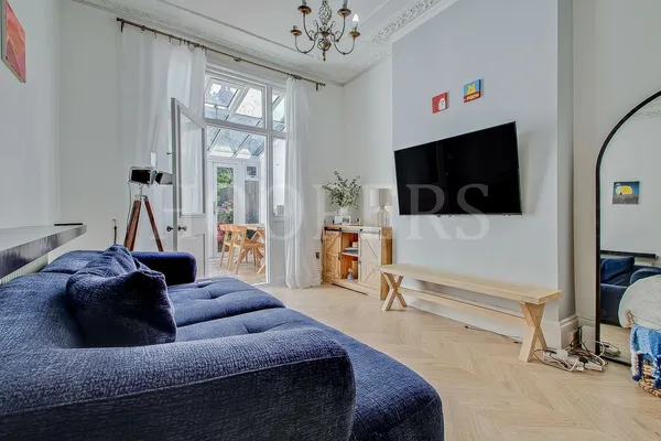 Lansdowne Grove, London, NW10