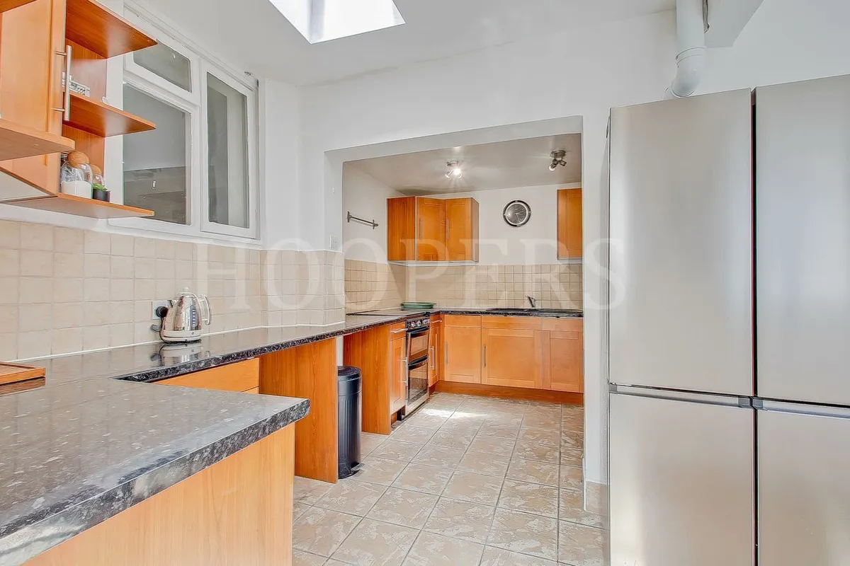 Lansdowne Grove, London, NW10