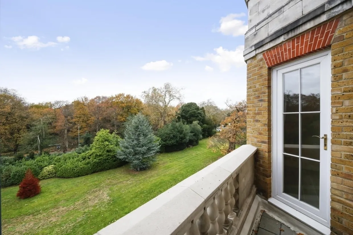 Wimbledon SW19 photo 1