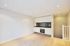Blackthorn Avenue London N7 photo 1