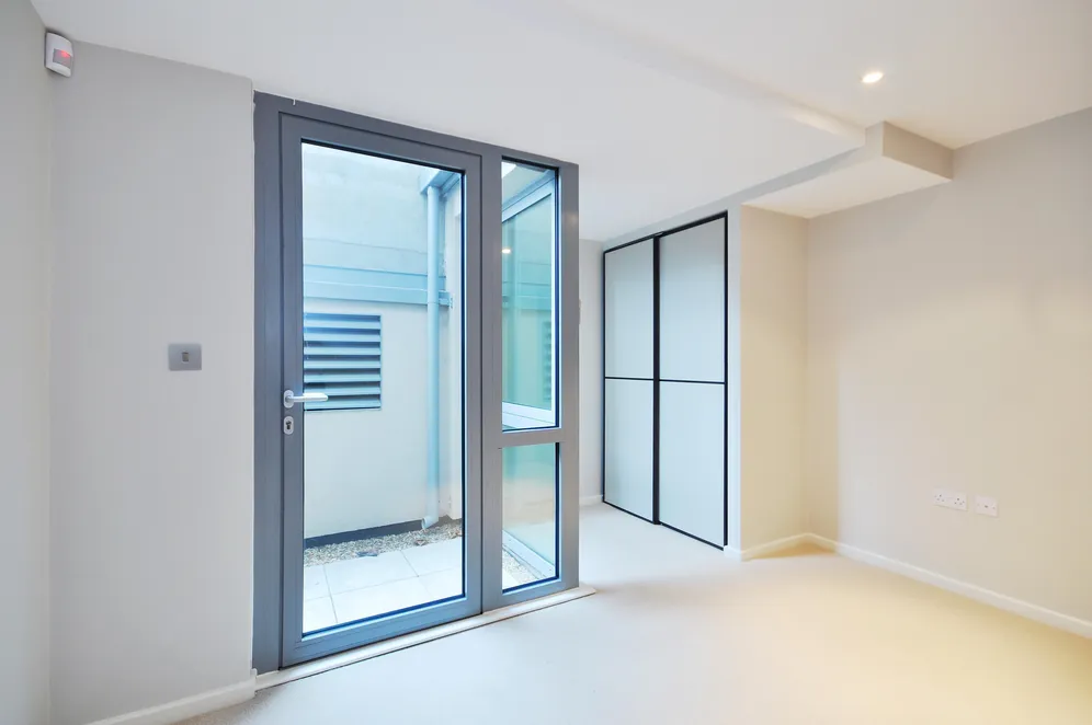 Blackthorn Avenue London N7 photo 3