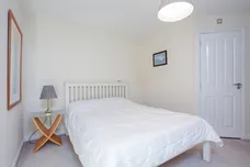 Green Lane Windsor SL4 photo 6