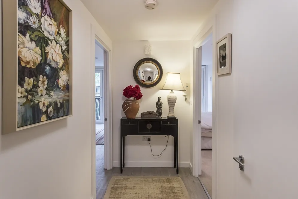 Grosvenor Waterside Chelsea SW1W photo 8