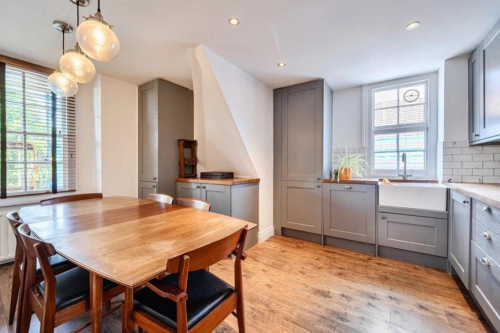 Langland Gardens London NW3 photo 2