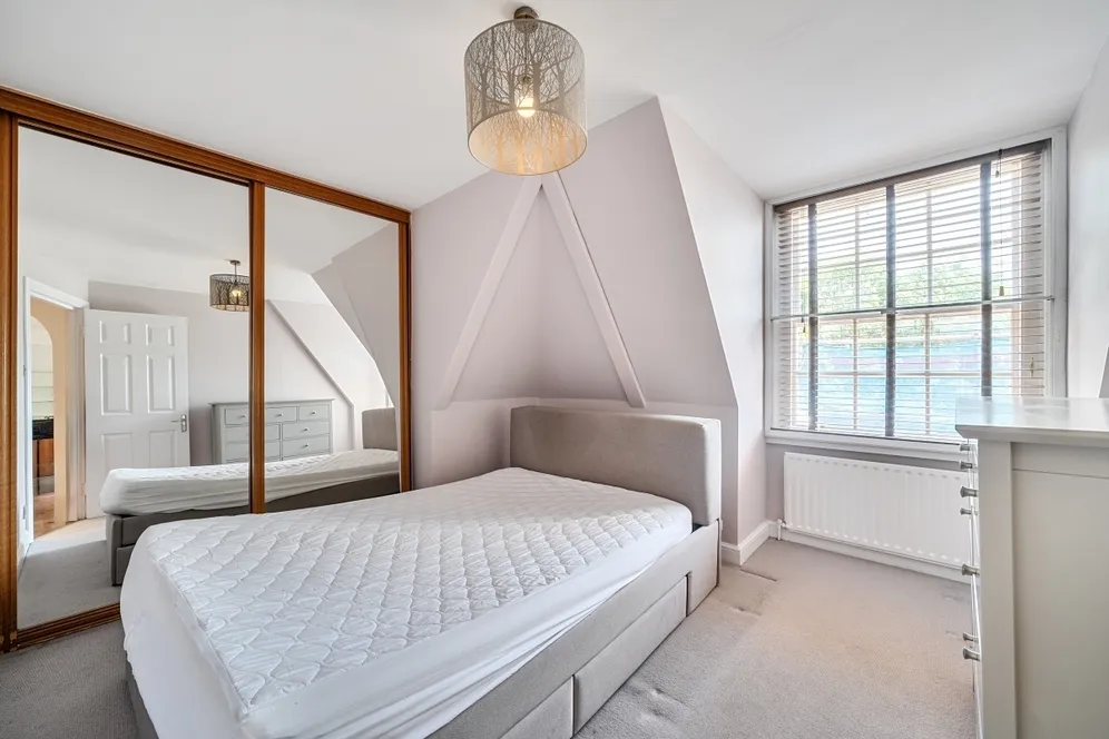 Langland Gardens London NW3 photo 8