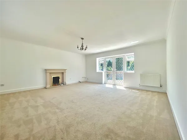 Moons Lane, Dormansland, RH7 photo 2