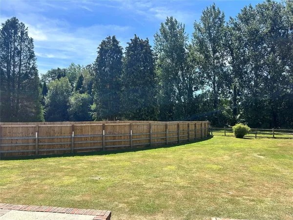 Moons Lane, Dormansland, RH7 photo 14