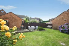 Clos Nanteos, Pontprennau, Cardiff