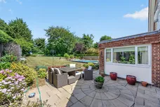 Meadow Hill, Purley
